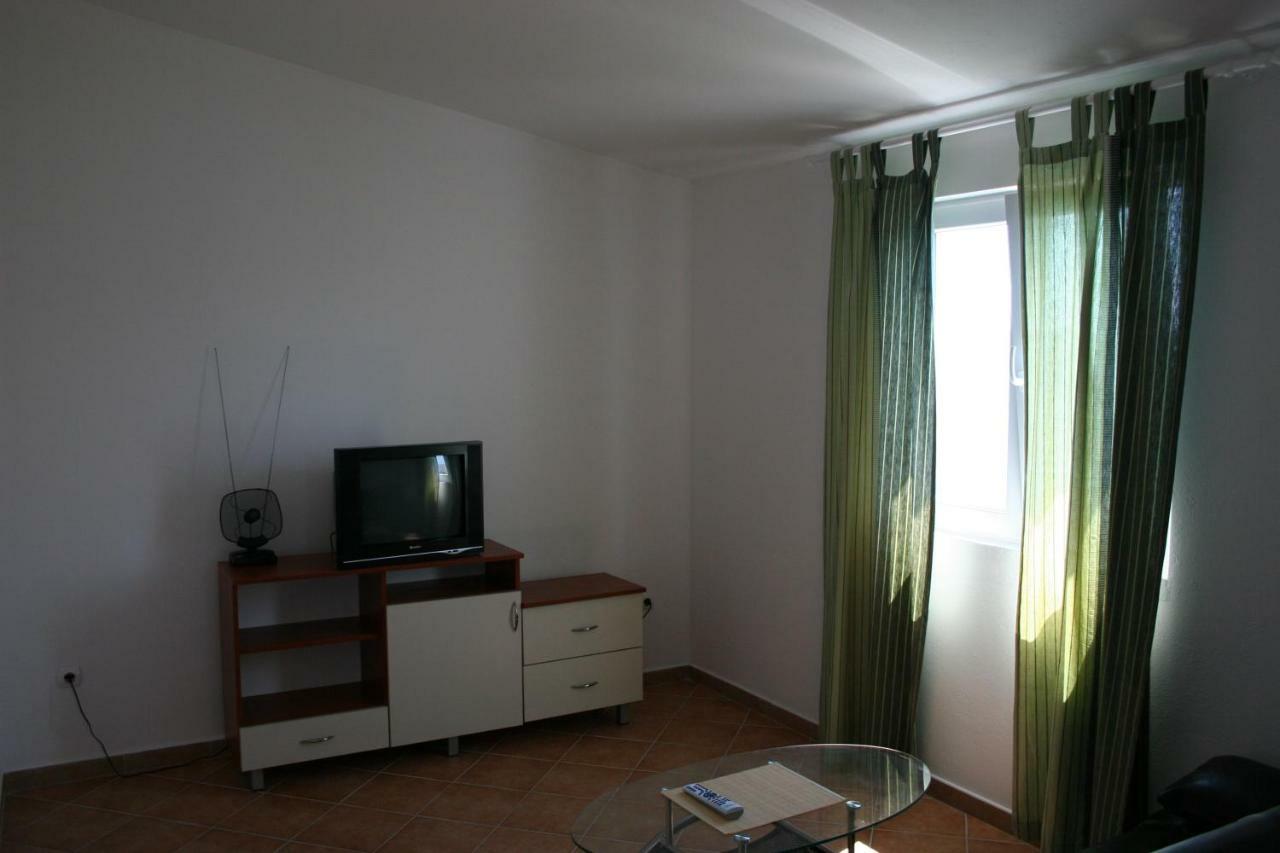 Apartments Sara Влашичи Экстерьер фото